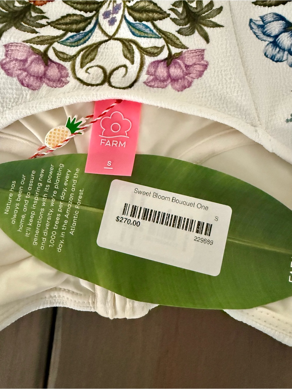FARM Rio Sweet Bloom Bouquet One-Piece Swimsuit NWT Small - Picture 6 of 6